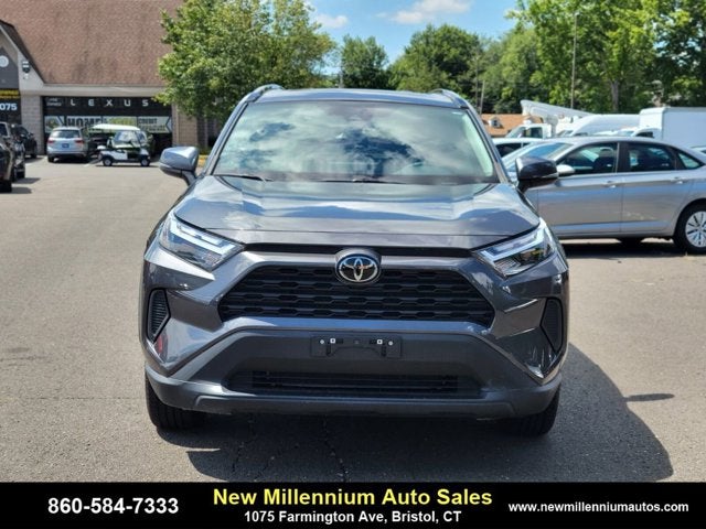 2022 Toyota RAV4 XLE