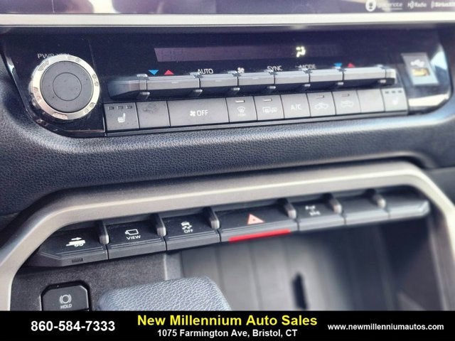 2022 Toyota Tundra 4WD SR5