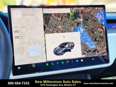 2022 Tesla Model S Base