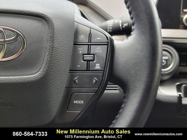 2023 Toyota Prius LE