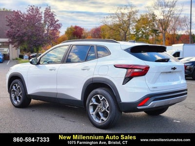 2025 Chevrolet Trax LT