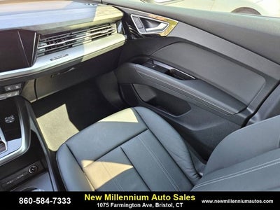 2025 Audi Q4 e-tron Premium