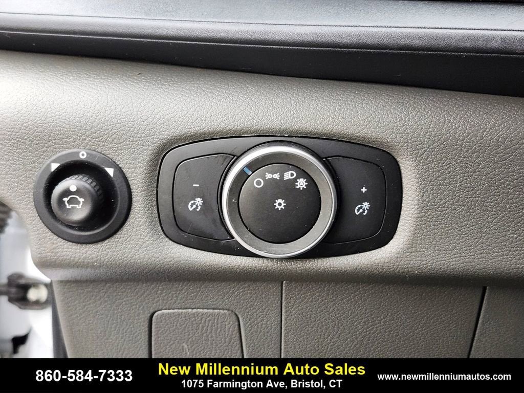 2022 Ford Transit Cutaway Base