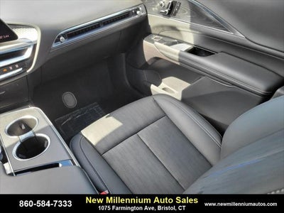 2024 Cadillac LYRIQ Luxury