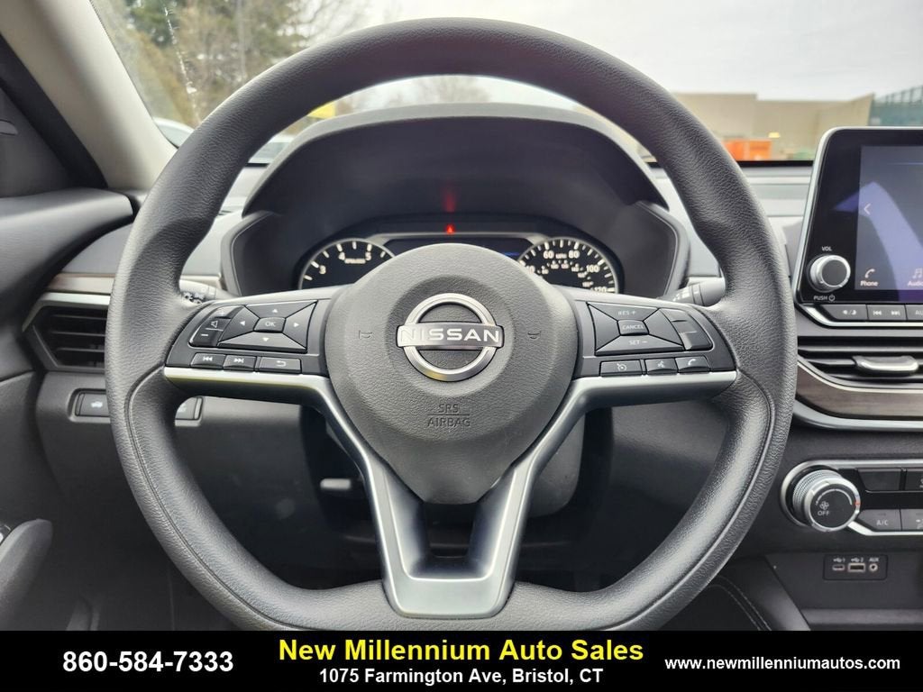 2023 Nissan Altima 2.5 SV