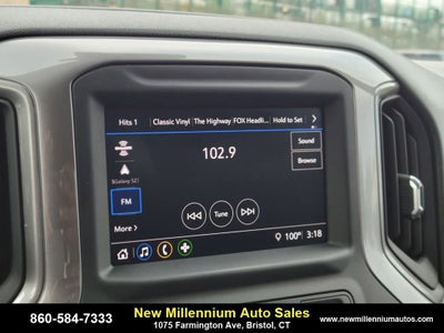 2022 Chevrolet Silverado 1500 Custom Trail Boss