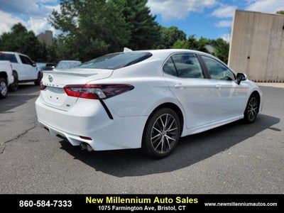 2024 Toyota Camry SE