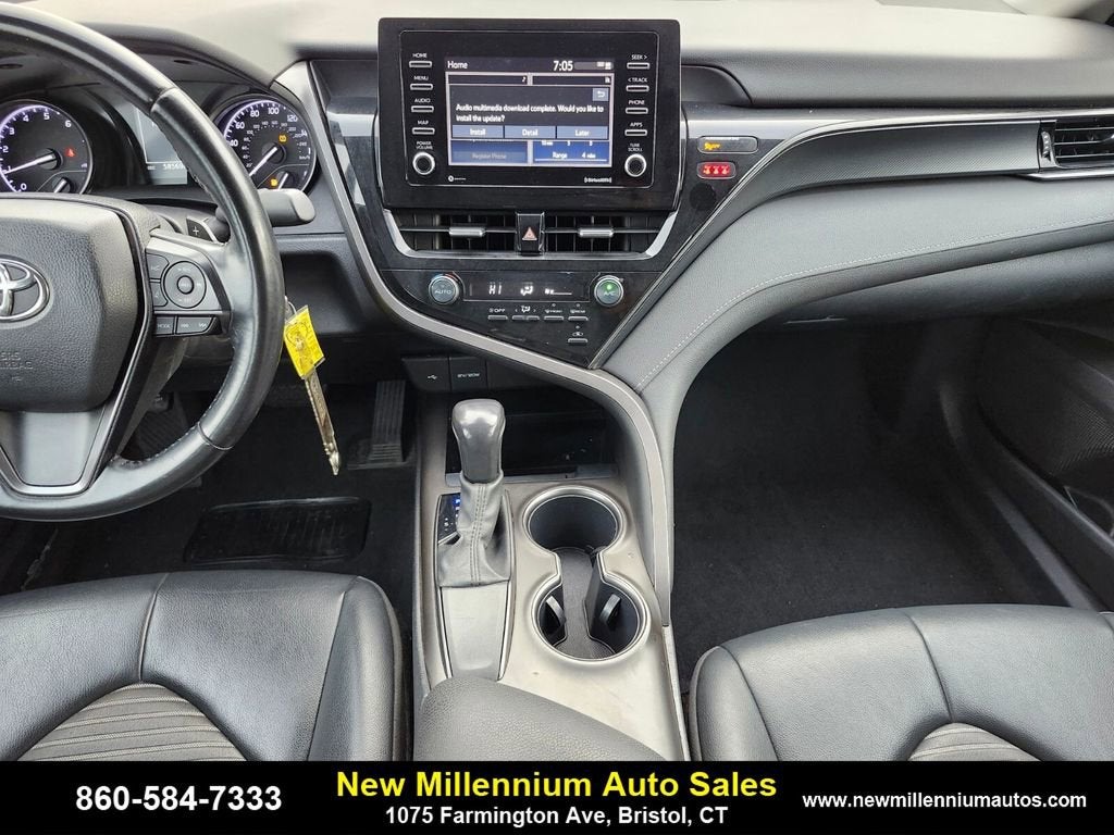 2021 Toyota Camry SE