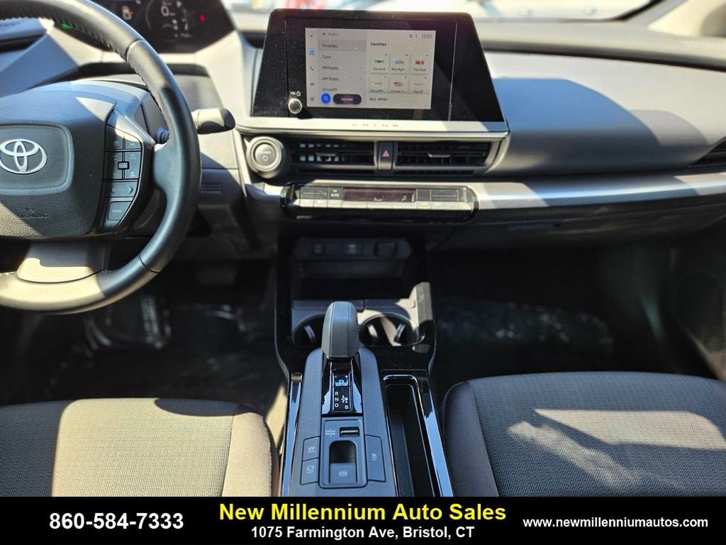 2024 Toyota Prius LE