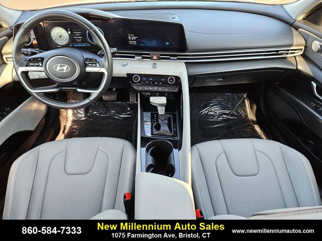 2024 Hyundai Elantra Limited