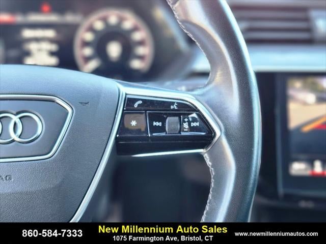 2024 Audi Q8 e-tron Sportback S line Prestige