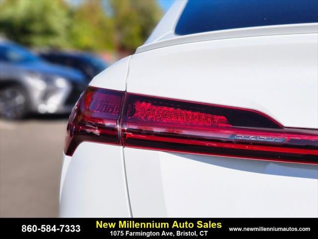 2024 Audi Q8 e-tron Sportback S line Prestige